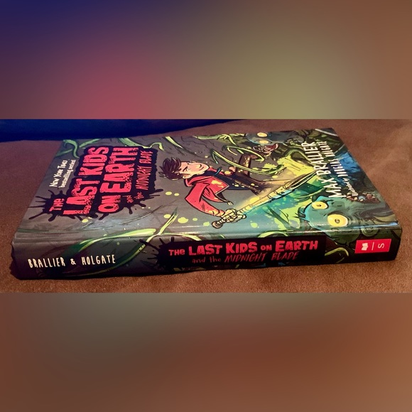 The Last Kids on Earth and the Midnight Blade Hardcover Book - Picture 3 of 3